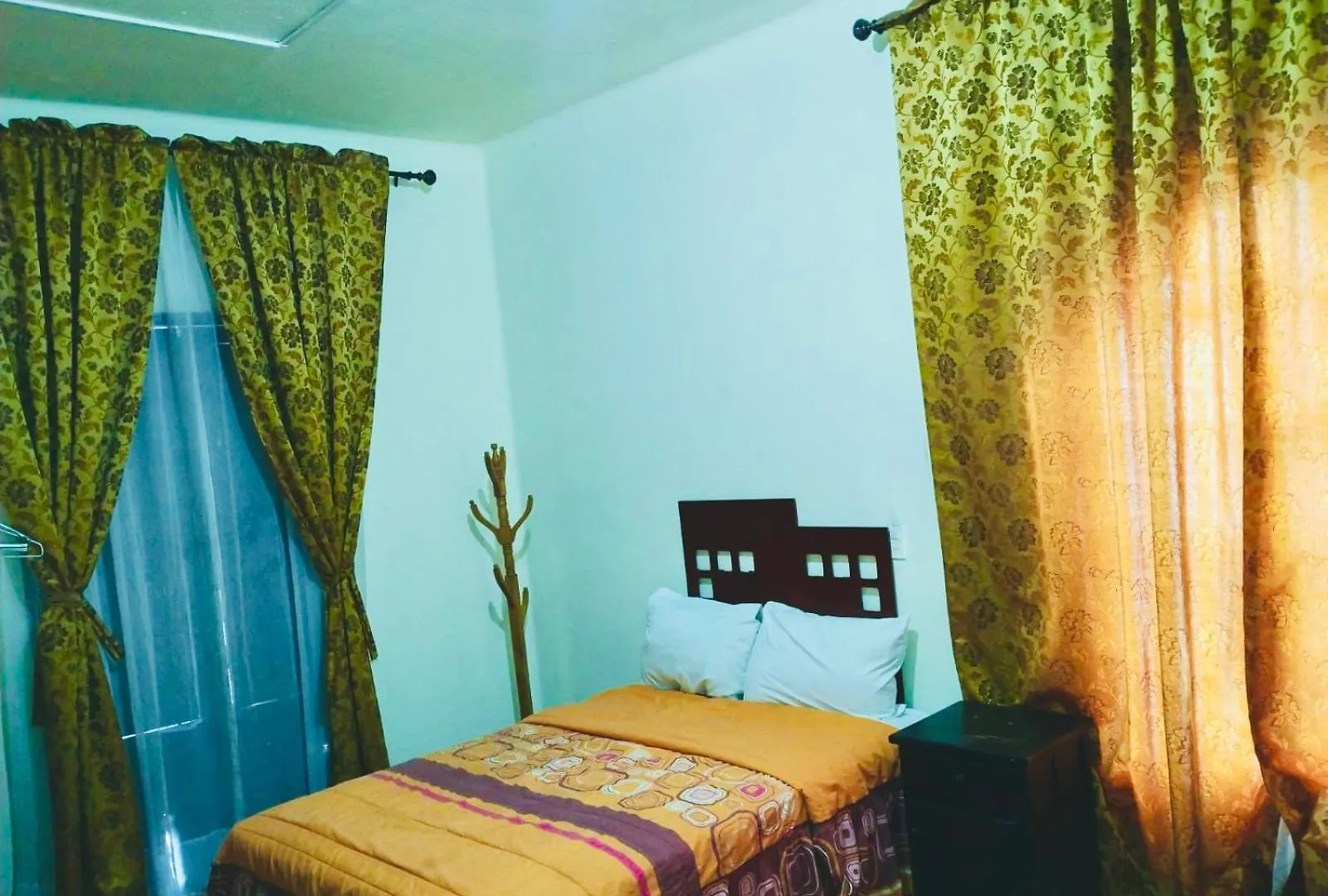 Guest house Hostal Santuario De Las Libelulas Guadalajara